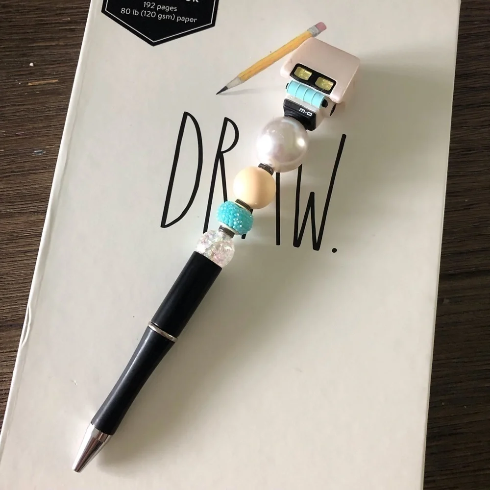 Disney Doorables: Wall-E: M-O handmade beaded pen